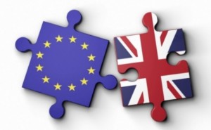 AIGINIONEWS: Tόσο η Ευρωπαϊκή Ένωση όσο και η Βρετανία θα αποδυναμωθούν από το Brexit