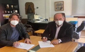 AIGINIONEWS: Δήμος Δίου-Ολύμπου: Υπογράφηκε η σύμβαση για την ενεργειακή αναβάθμιση Γυμνασίου και Γενικού Λυκείου Λιτοχώρου