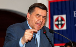 Γιώργος Καρατζαφέρης: Αποσύρεται από την πολιτική αποχωρεί από την ηγεσία του ΛΑΟΣ