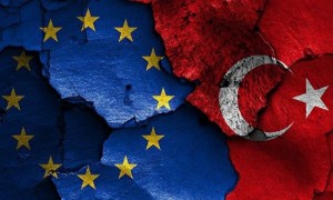 AIGINIONEWS: Η ΕΕ καταδικάζει τη στρατιωτική δράση της Τουρκίας