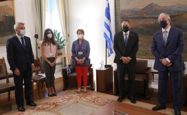 AIGINIONEWS: Συνάντηση του Προέδρου της Βουλής των Ελλήνων με το νέο Δ.Σ. της Παγκόσμιας Διακοινοβουλευτικής Ένωσης Ελληνισμού