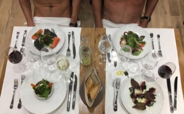 Παρίσι :Καλώς ήρθατε στο «O&#039;Naturel»:Το πρώτο εστιατόριο για γυμνιστές