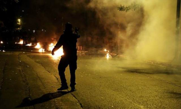 Politico:Υπό τον φόβο αναβίωσης της ακροαριστερής βίας η Ελλάδα