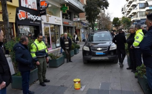AIGINIONEWS: Δήμος Κατερίνης: «Σηκώνουμε τις μπάρες στον πεζόδρομο»