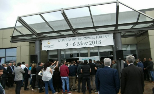 Καστοριά: Εμπορικοί επισκέπτες 40 χωρών στην 43η Διεθνή Έκθεση Γούνας